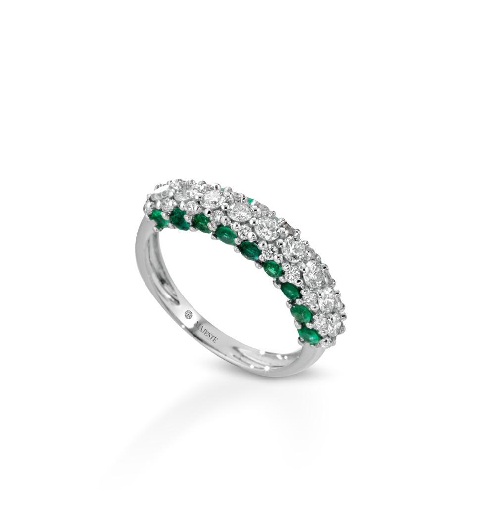 Majestè anello veretta in oro bianco con diamanti e smeraldi - Image 3