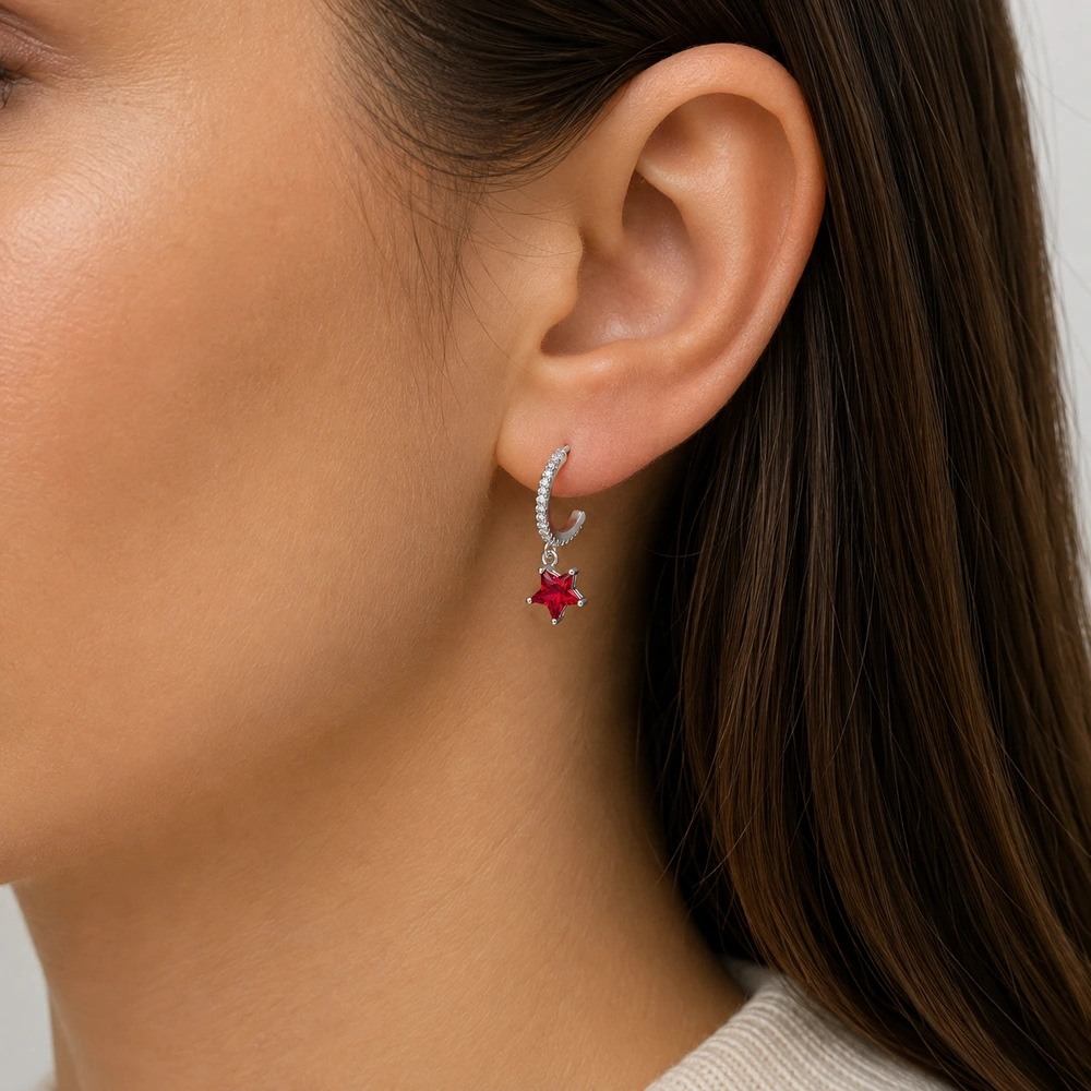 GDG Jewels orecchini a cerchio in argento con zirconi rosso rubino - Image 2