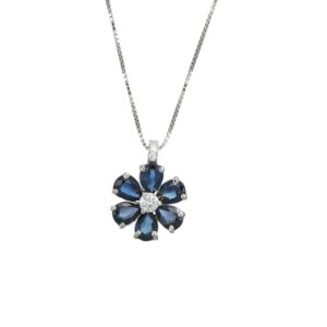 Dalù Collana con fiore in oro bianco con diamanti ct 0.8 e zaffiri  blu ct 1.10